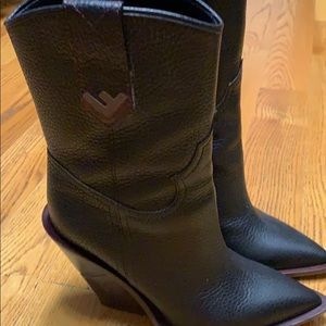 Fendi boots